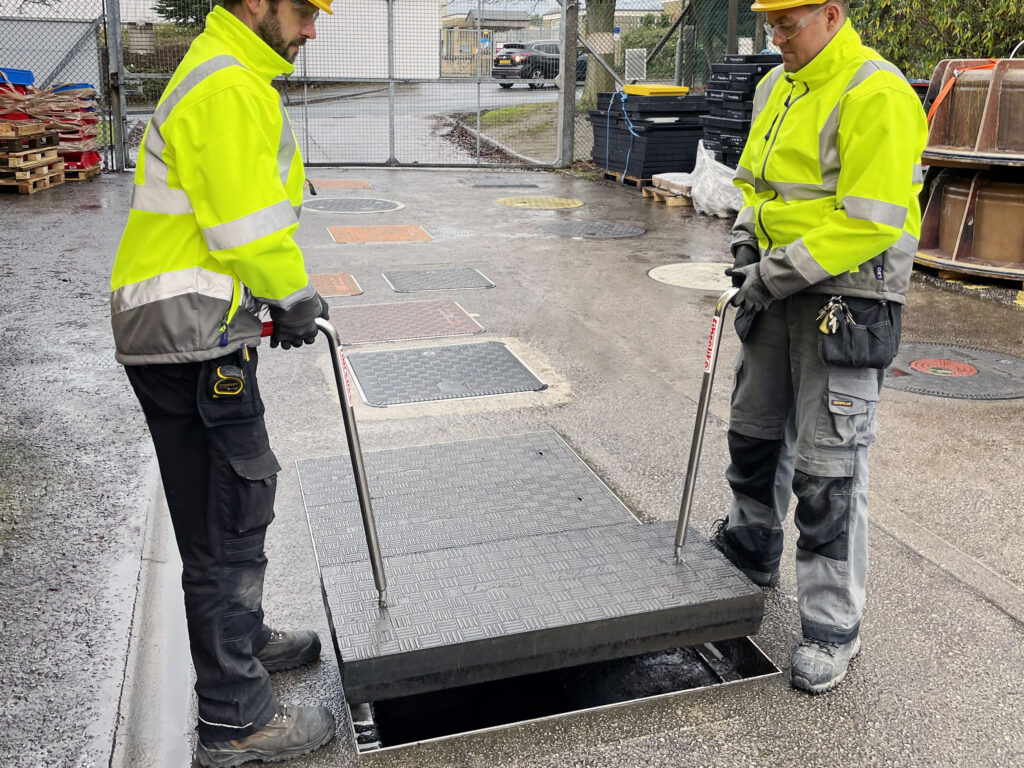 Fibrelite trough covers are designed to be safely and easily removed by two people