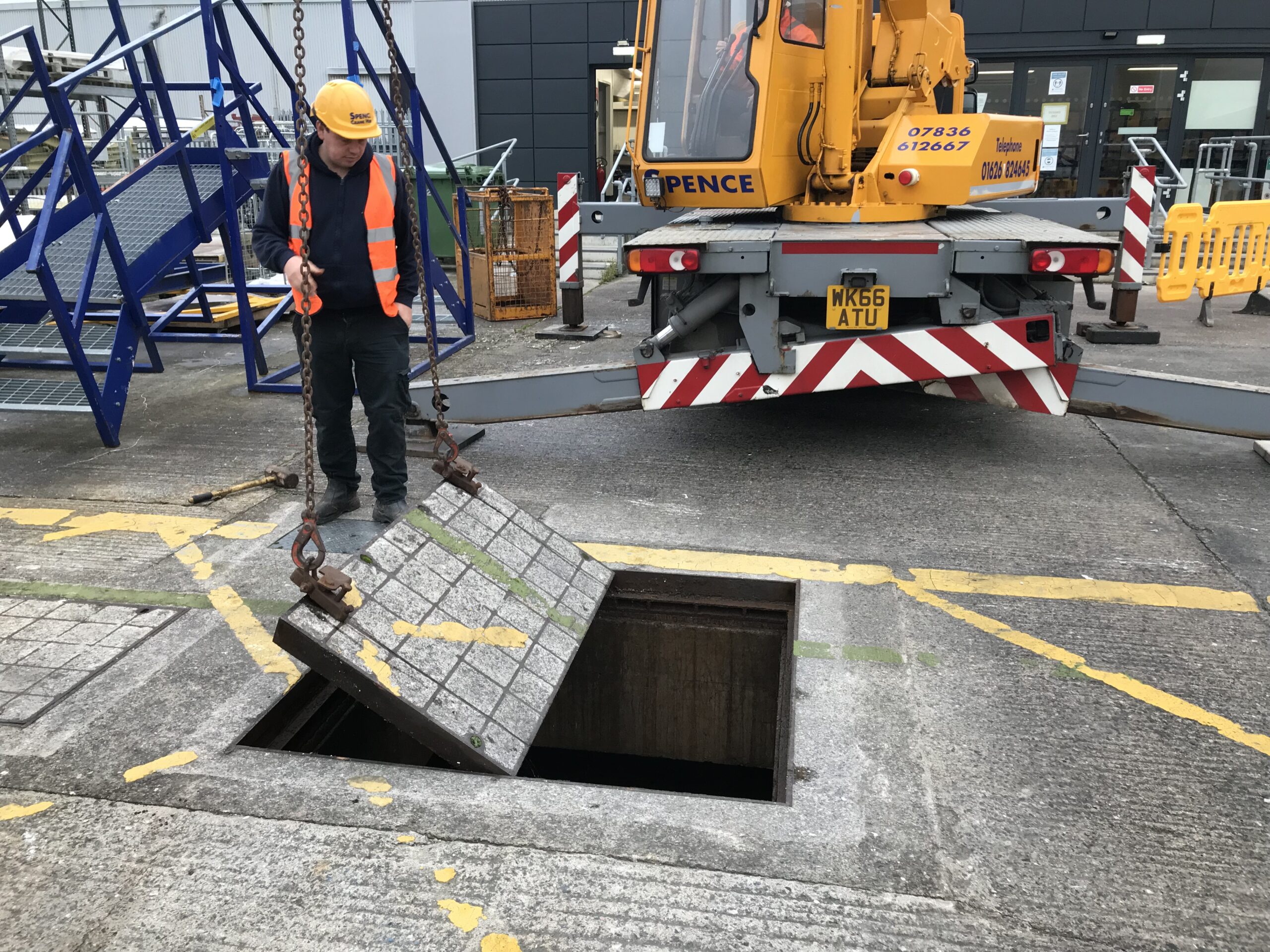 Previous installed access covers required a crane to remove and replace